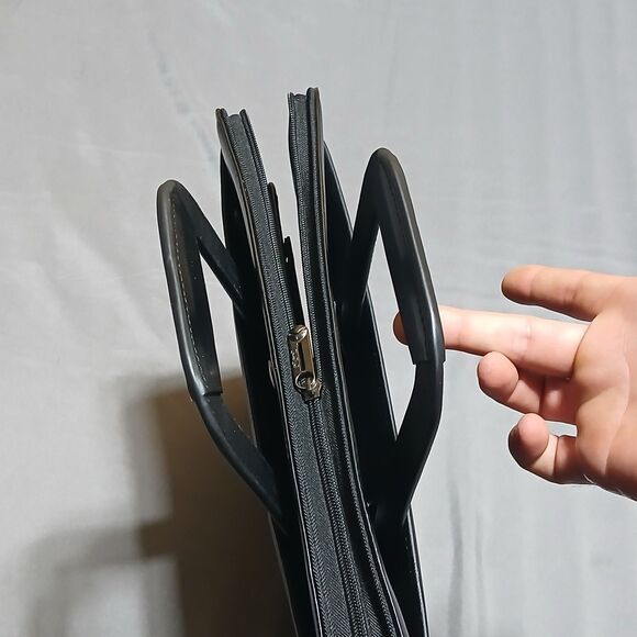 Allant iPad Case Black Full Zip Pro Folio Leather Vinyl The Milano Travel Handle - Picture 7 of 15